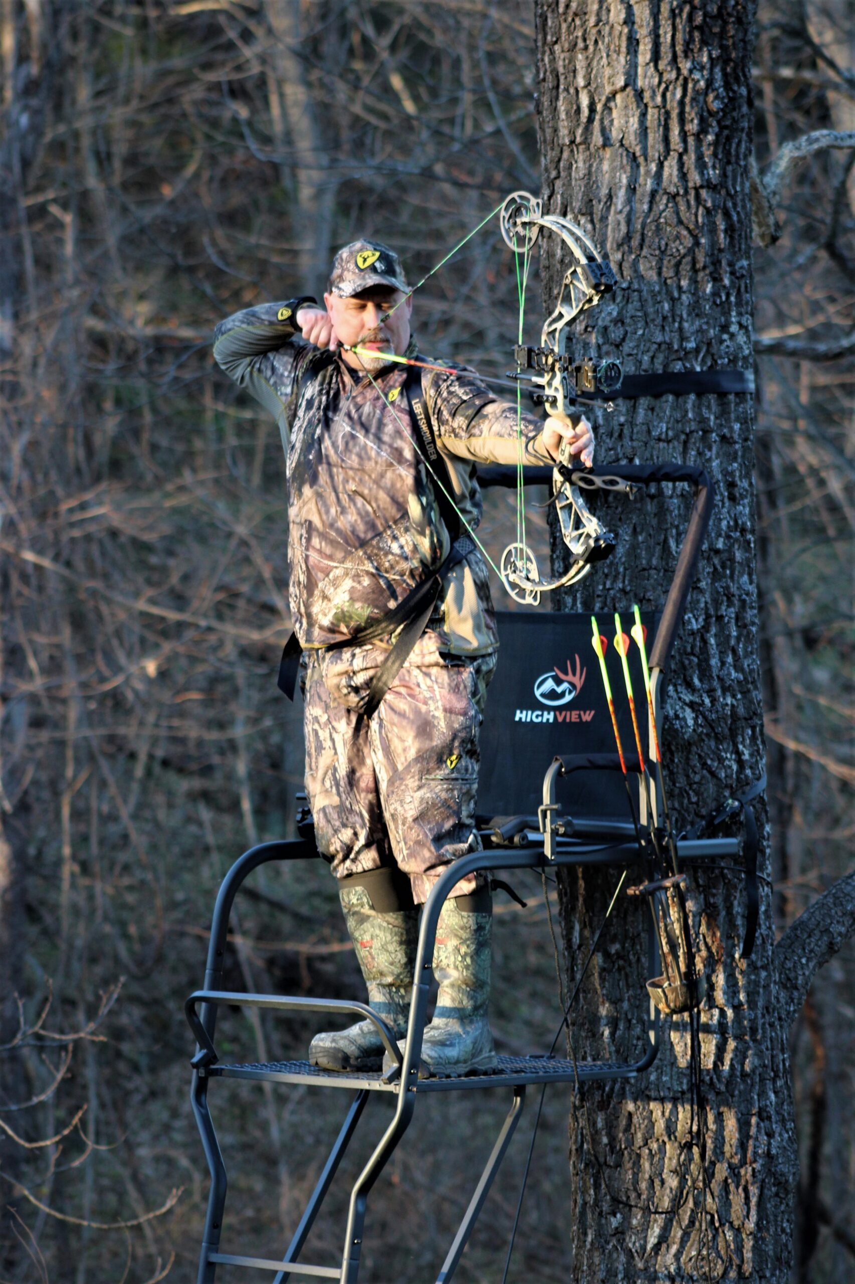 Trophy Treestands Maxgrip Elite 18.5' Single Ladderstand (HVL110)